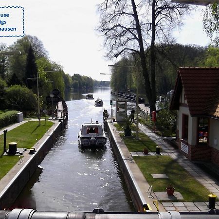 Relaxrefugium Luxus - Kueche, Arbeitsplaetze, Stellplatz & Komfort Fuer Bis 6 Gaeste Koenigs Wusterhausen Luaran gambar